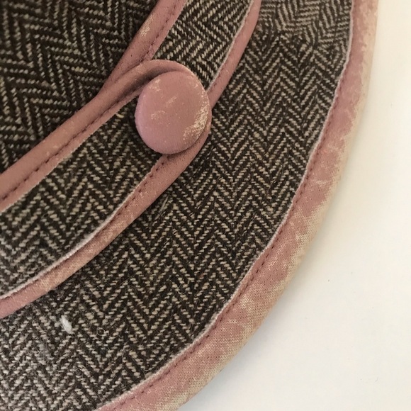 Arden B Brown Tweed Hat with Pink Trim - Picture 2 of 3